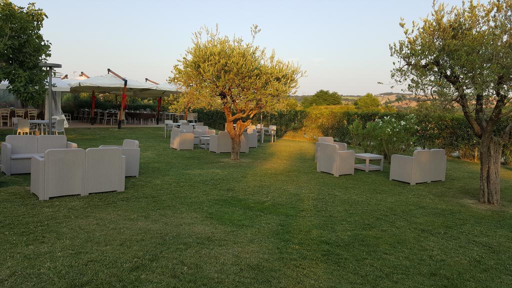 Locanda Borgognina Lucrezia Exteriér fotografie