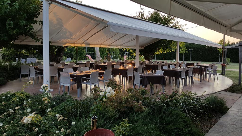 Locanda Borgognina Lucrezia Exteriér fotografie