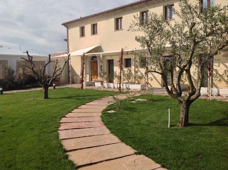 Locanda Borgognina Lucrezia Exteriér fotografie