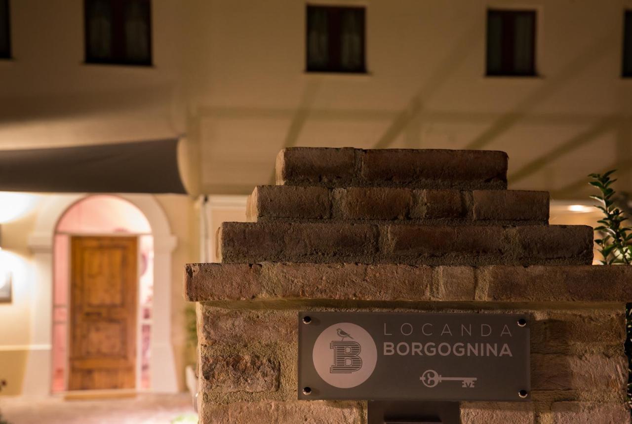 Locanda Borgognina Lucrezia Exteriér fotografie